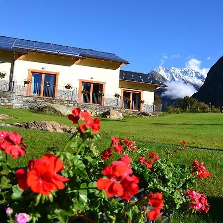 Village Paradis Roisan Exterior photo