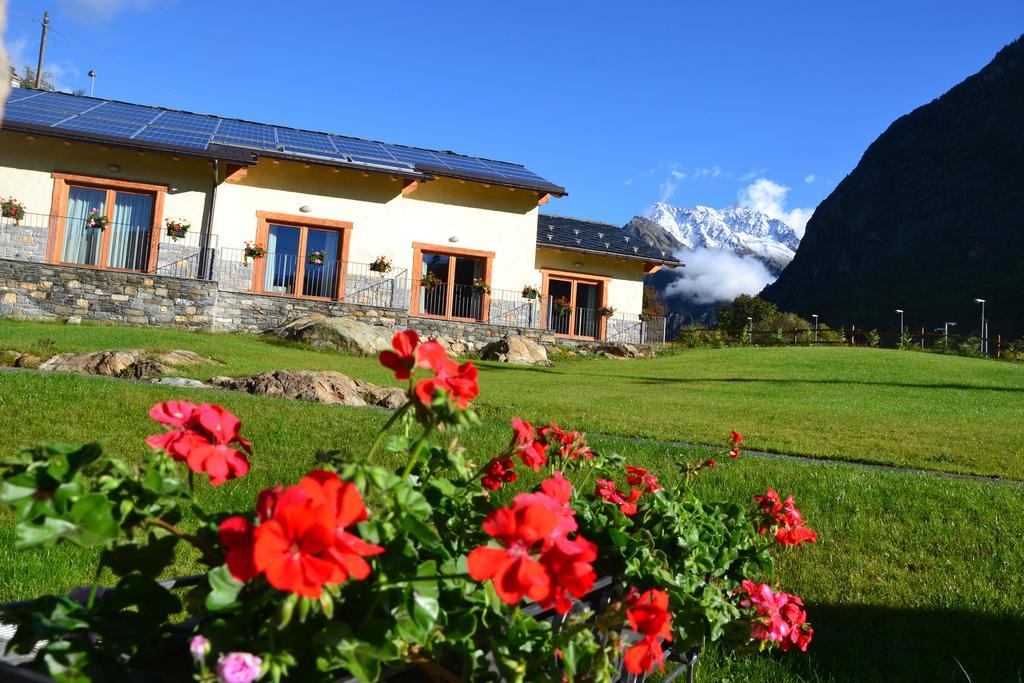 Village Paradis Roisan Exterior photo