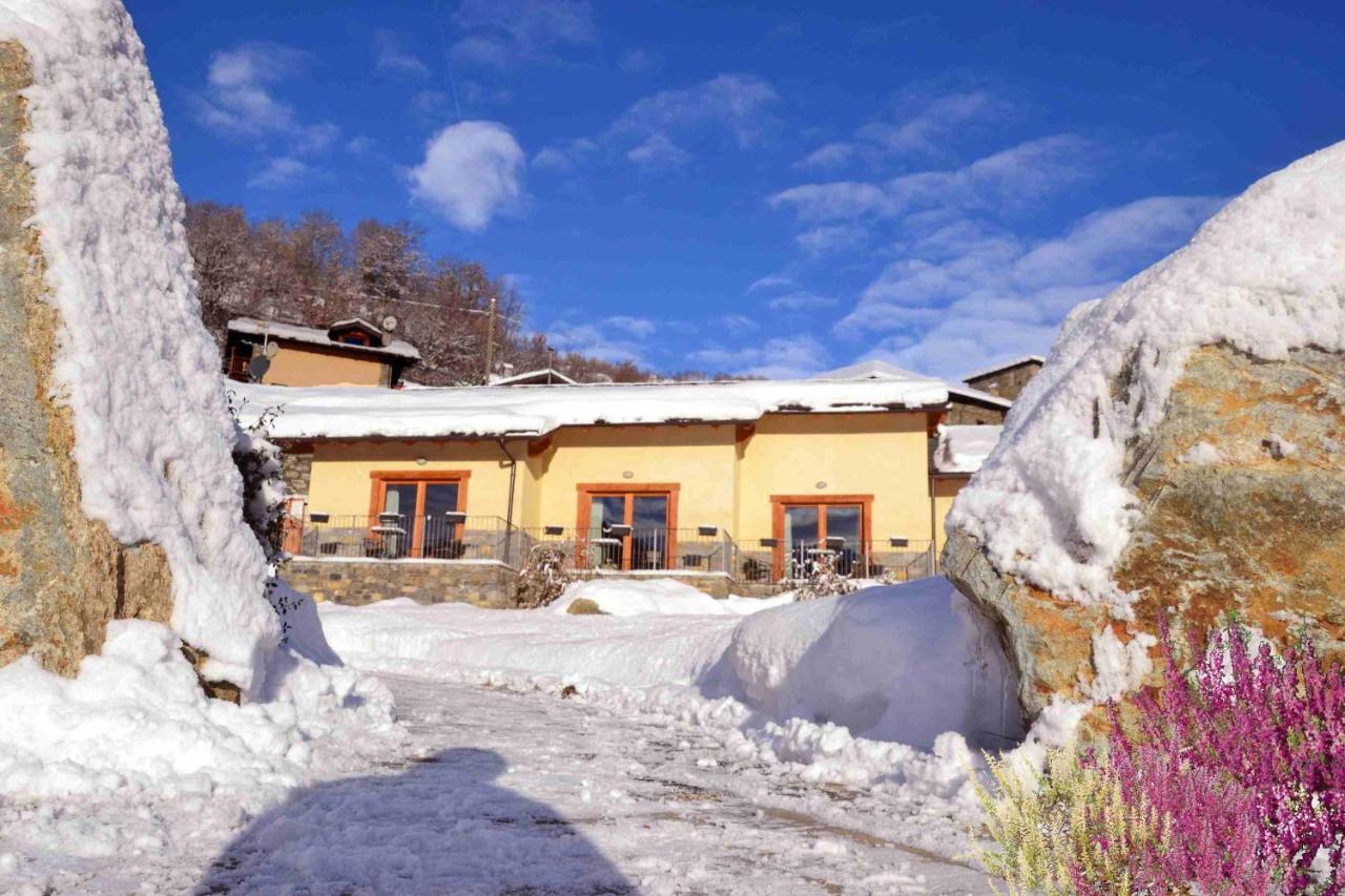 Village Paradis Roisan Exterior photo